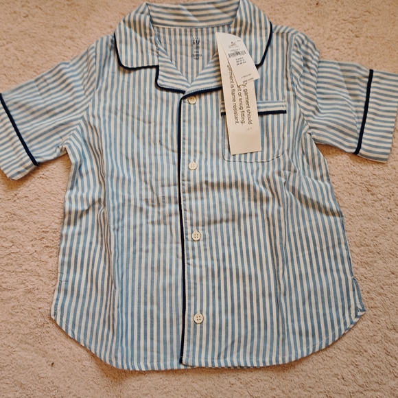 2/25 Gap Kids Pinstripe PJ Set - Picture 5 of 8
